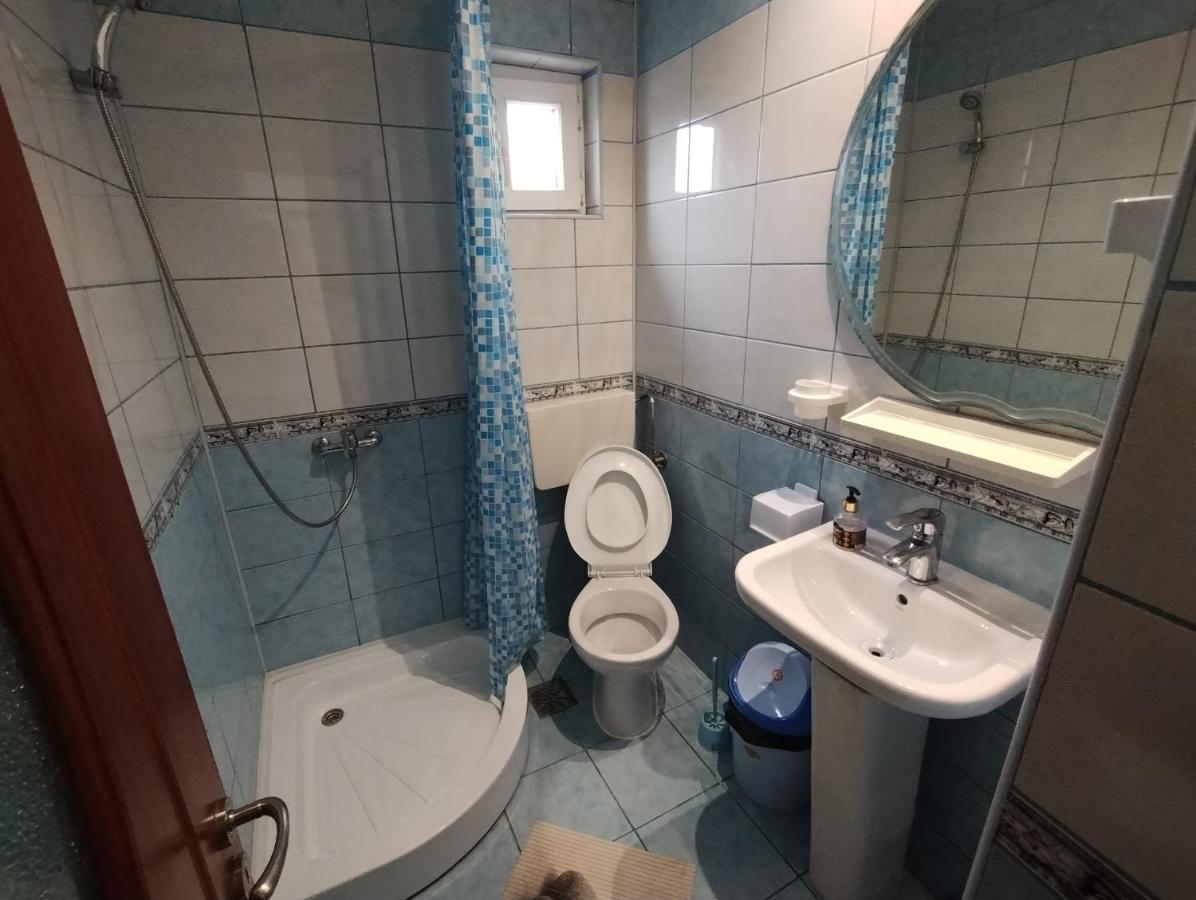 فندق Casa Aura 1 كوستِنيست المظهر الخارجي الصورة
