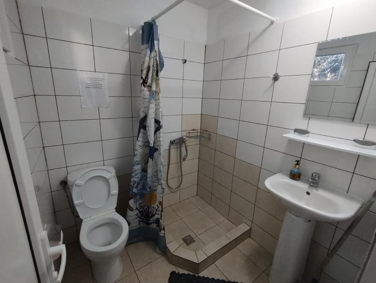فندق Casa Aura 1 كوستِنيست المظهر الخارجي الصورة